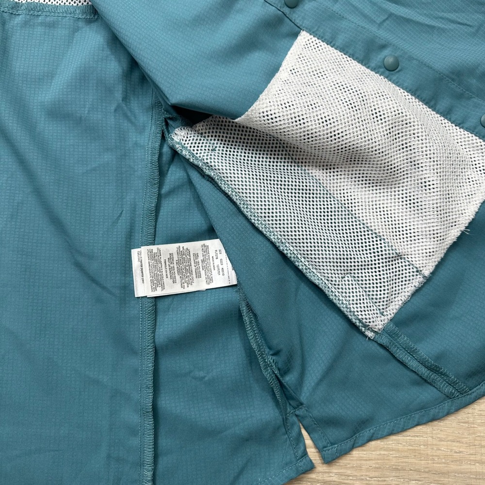 NEW Colombia PFG Blue Tamiami Snap Button Roll Tab Long Sleeve Outdoors Medium - Picture 5 of 8